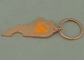 Porta-chaves do logotipo do chapeamento de cobre que anuncia o abridor de garrafa liga de zinco de Keychains