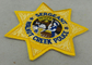 A polícia feita sob encomenda do verso do remendo do bordado dos brinquedos dos ofícios remenda o emblema