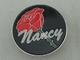 Pin de bronze macio da lapela do esmalte de Nancy de 1,5 polegadas com chapeamento de níquel