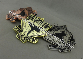 As medalhas personalizadas da fita das artes marciais, morrem medalha do esmalte da carcaça com correia sublimada