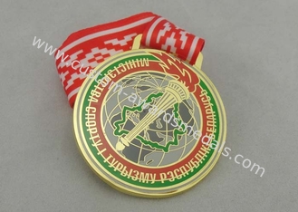 Medalhas da fita do Triathlon da caça do ovo, chapeamento de cobre de 3.0mm com a fita da cor completa