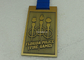 As medalhas personalizadas da maratona do ouro 3D, morrem as medalhas do esporte da carcaça, medalhas do esmalte da fita com liga de zinco